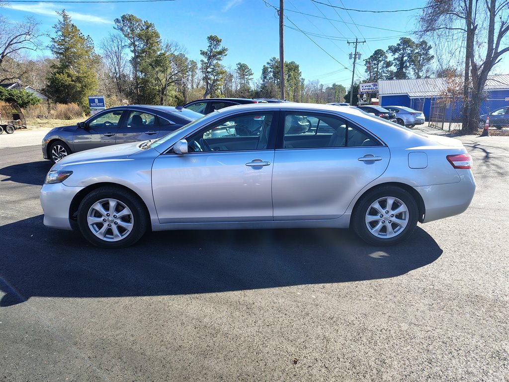 2010 Toyota Camry LE