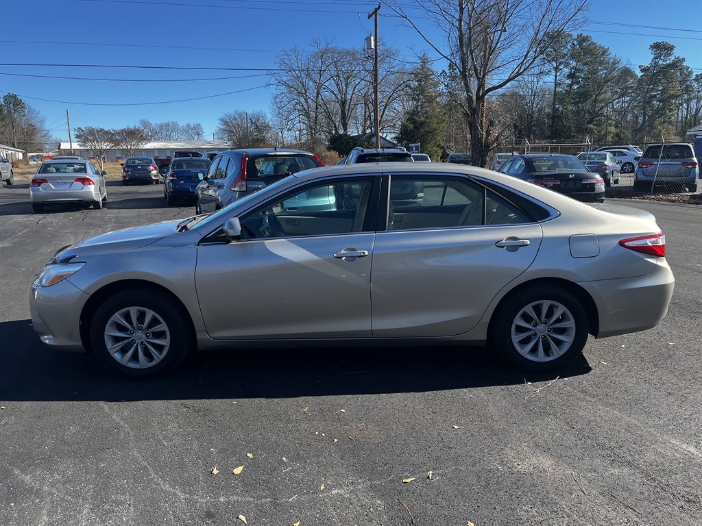 2015 Toyota Camry LE