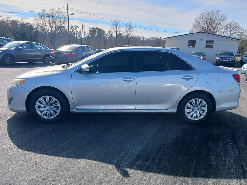2014 Toyota Camry LE