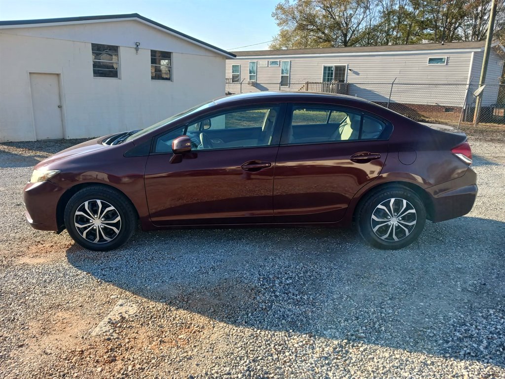 2013 Honda Civic LX's photo