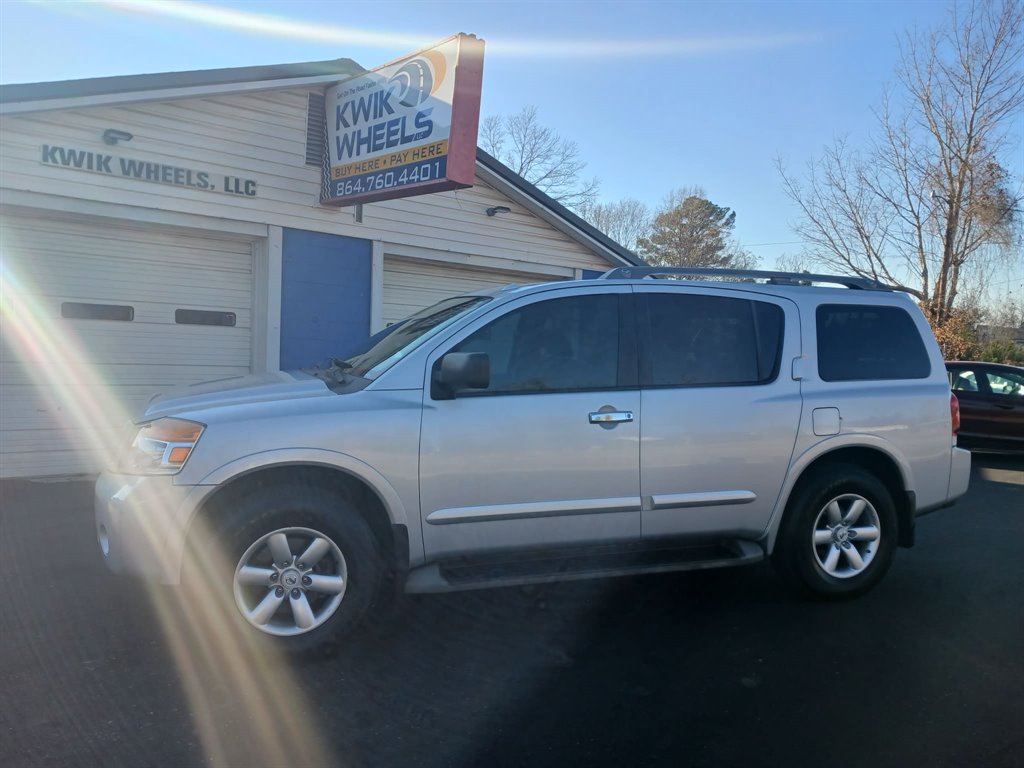 2015 Nissan Armada SV